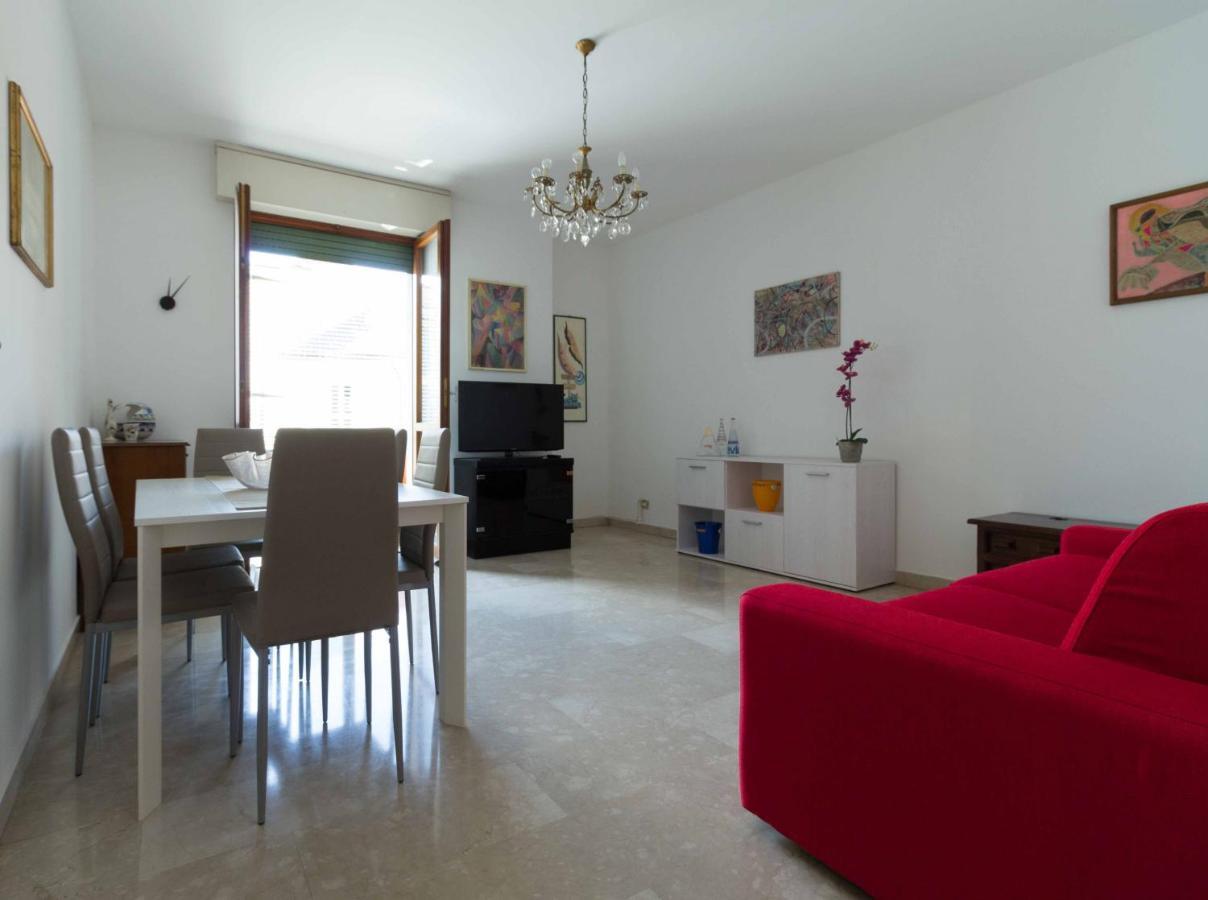 Manzoni Two-Bedroom Apartment - Solo Affitti Brevi Apartamento